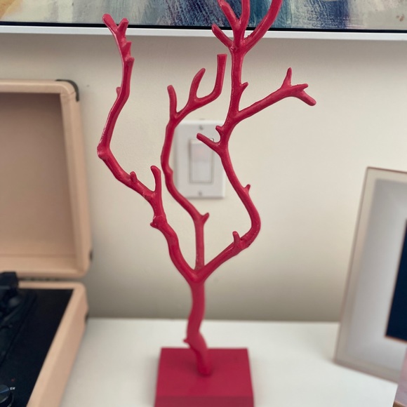 Pink Tree Jewlery Holder - Picture 2 of 2